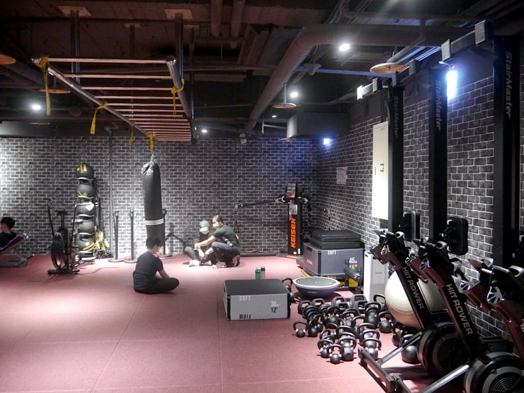 MORE FIT 市府店
