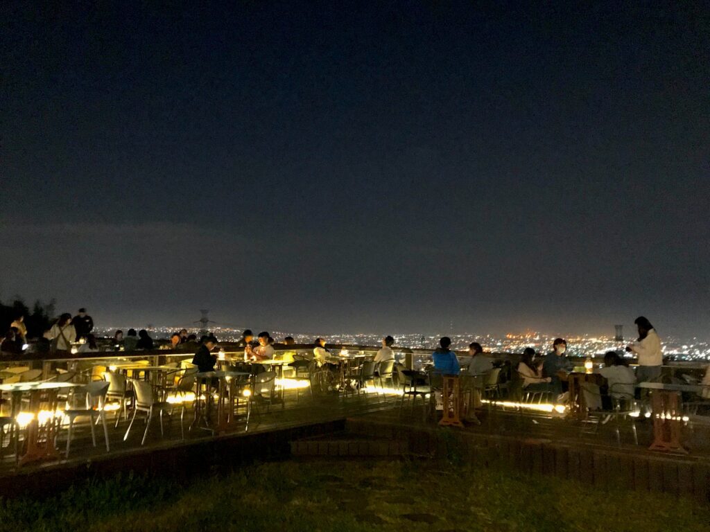 台中夜景咖啡廳推薦 盤點7 間台中看夜景咖啡店 約會夜衝必去口袋名單 七分之二的探索