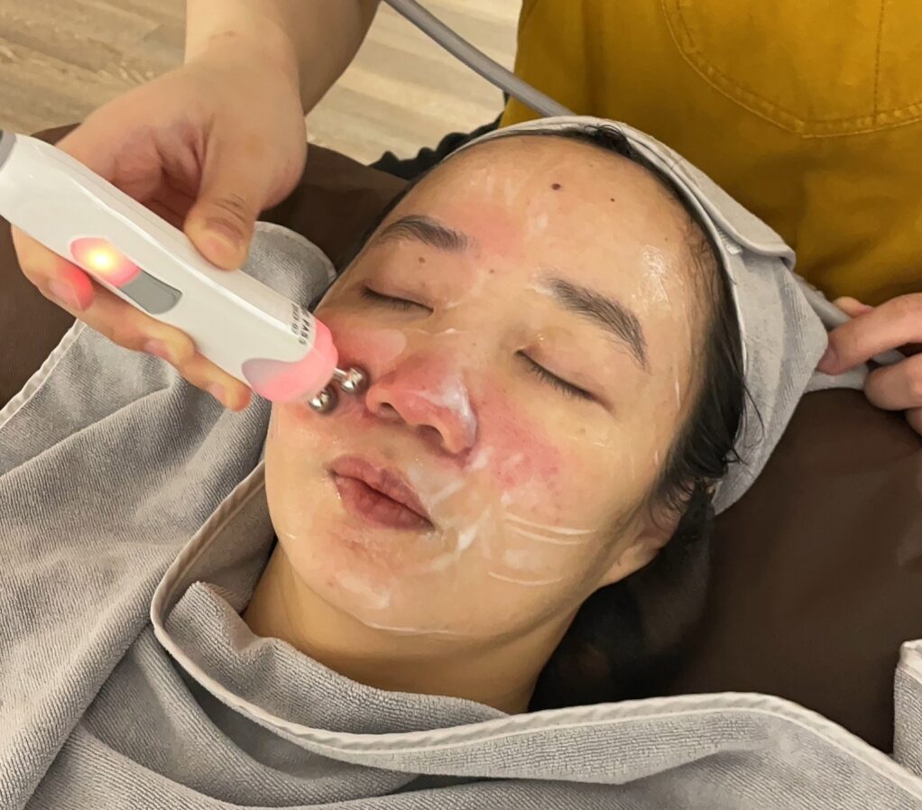 【KWASH 韓風科技潔膚評價】導入科技的台中做臉，美背凈膚透亮超有感 24